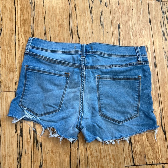 Free People cut off shorts - Picture 2 of 7